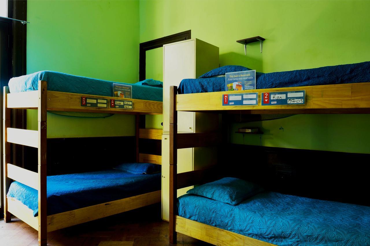 بيت شباب Santiago Backpackers المظهر الخارجي الصورة