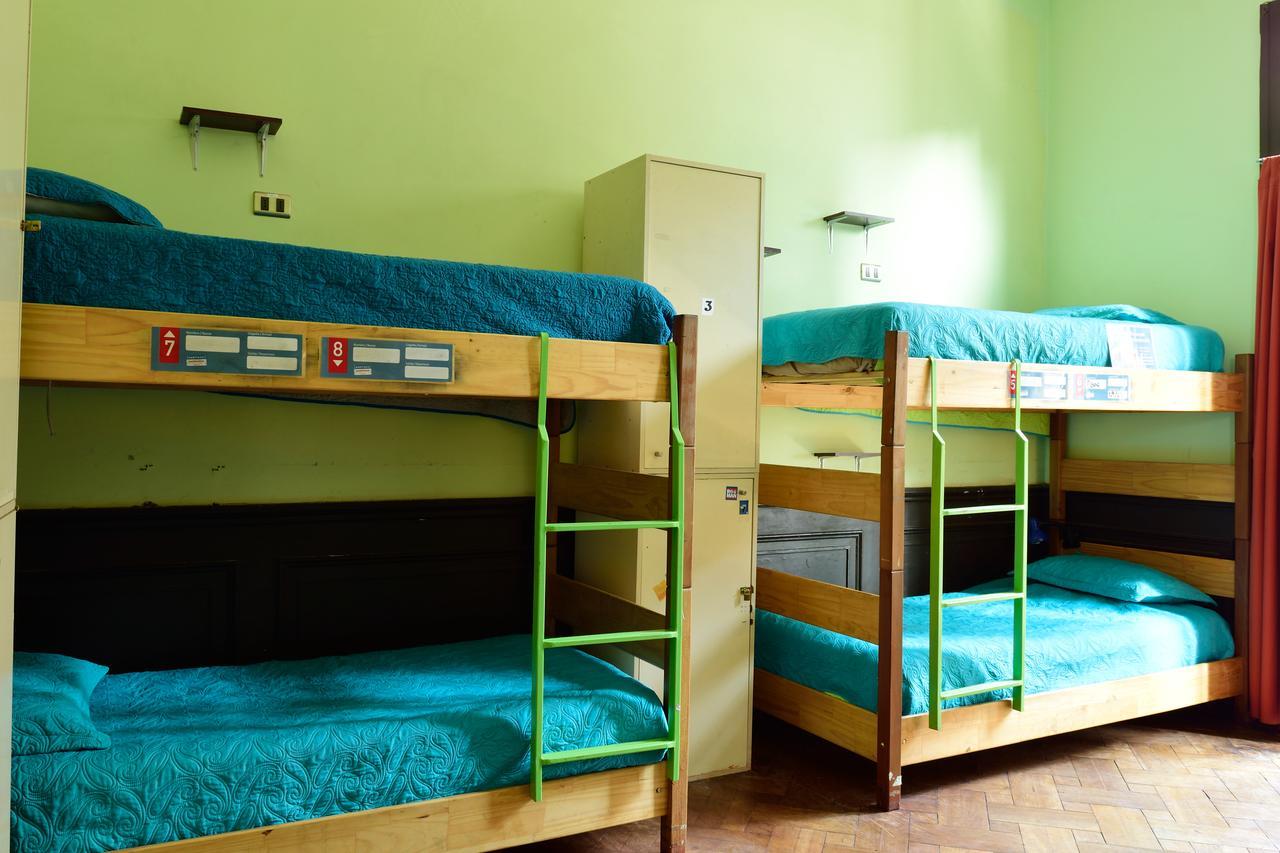 بيت شباب Santiago Backpackers المظهر الخارجي الصورة