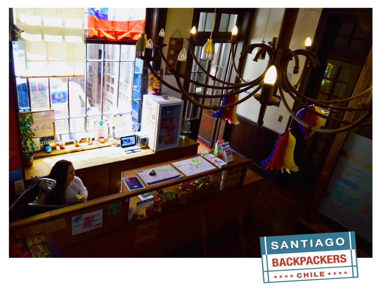 بيت شباب Santiago Backpackers المظهر الخارجي الصورة